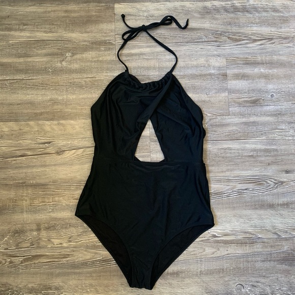 Bundle of Two Black Swimsuits - Picture 5 of 7